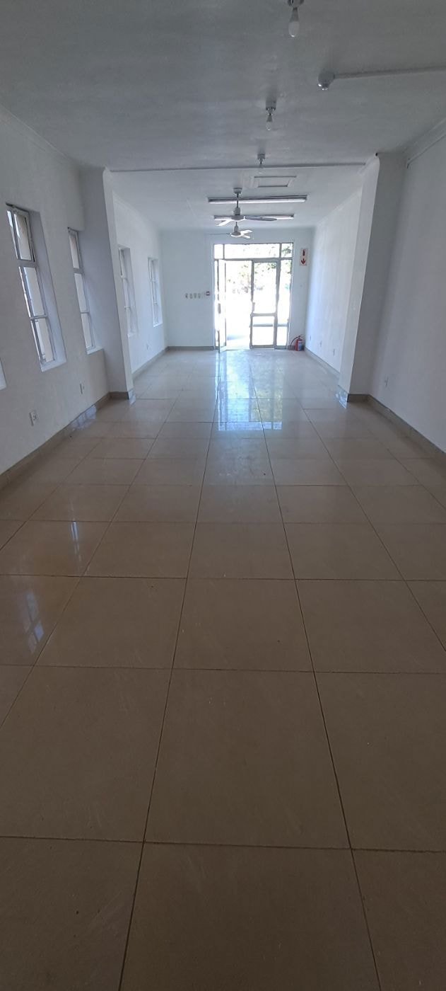 Commercial business let in Kokstad - 1UB1697000 Commercial business let in Kokstad - 1UB1697000