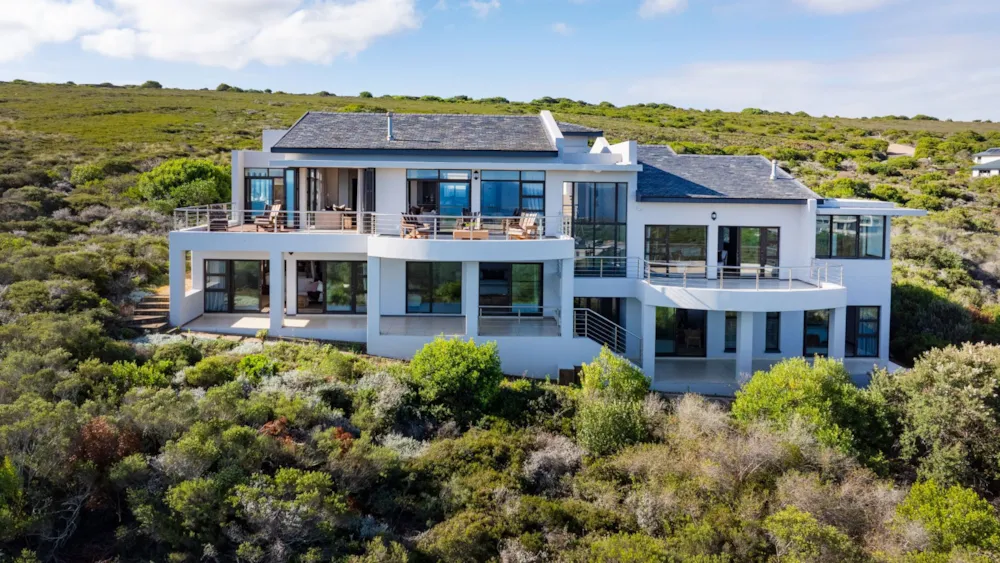 Golf estate house for sale in Pinnacle Point Golf Estate - 1MB1740768