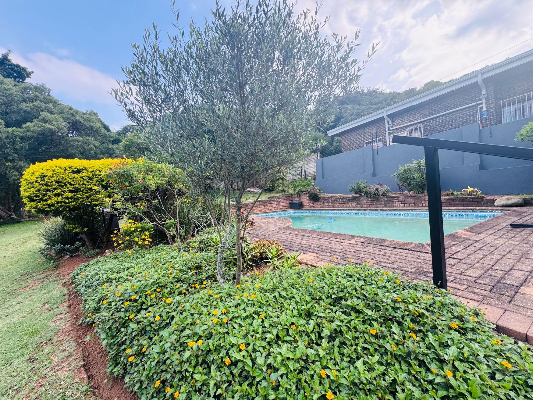 Apartment let in West Acres - 1NS1698291