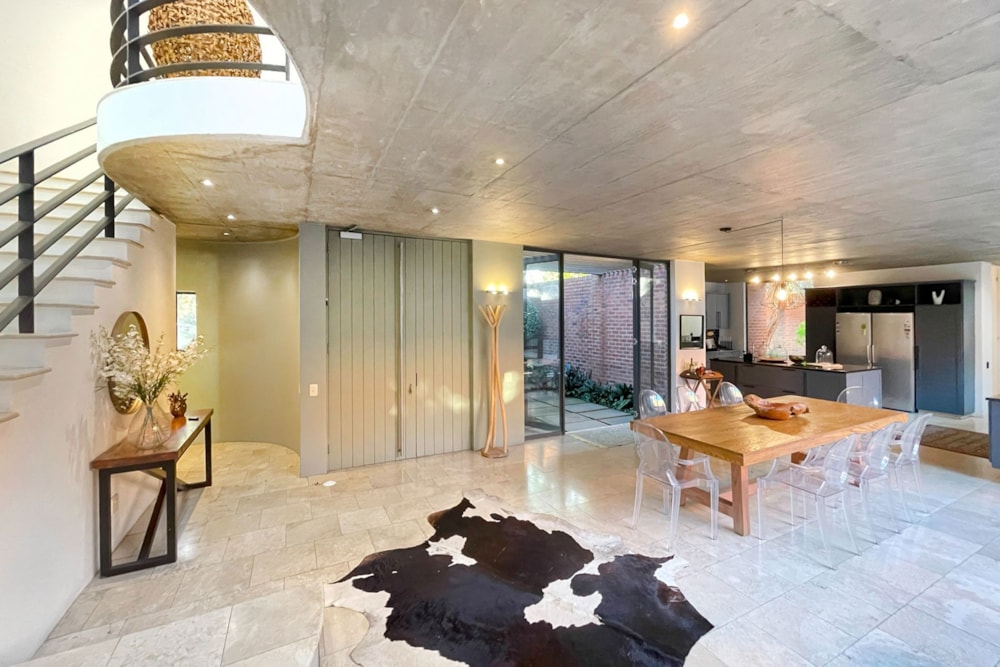 House for sale in Dainfern Golf Estate - FW1697904 House for sale in Dainfern Golf Estate - FW1697904