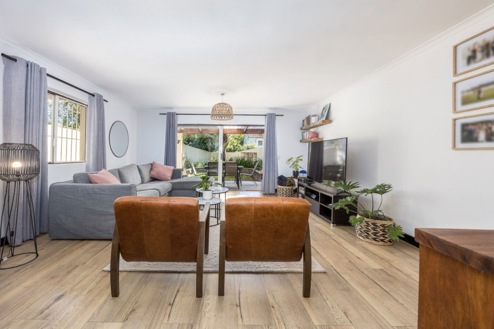 Townhouse sold in Stellenberg - DBV1697566 Townhouse sold in Stellenberg - DBV1697566