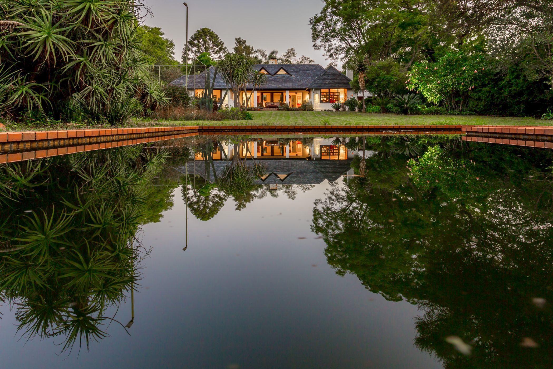 House let in Houghton Estate - JBL1696016