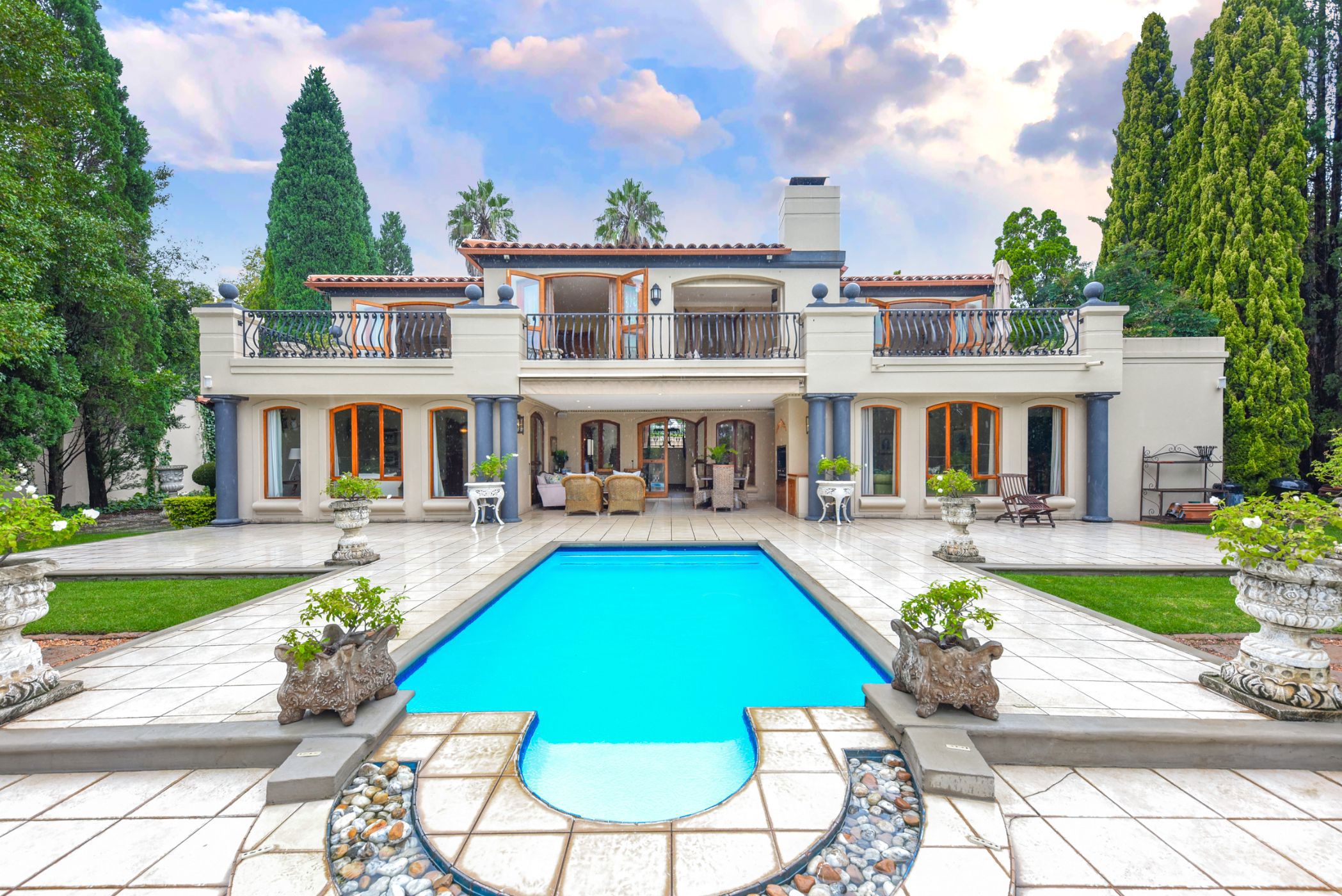 Cluster sold in Bryanston - HP1696028