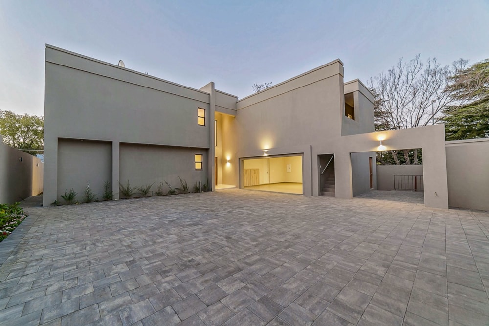 Double-storey cluster sold in Oaklands, Johannesburg - HP1696397 Double-storey cluster sold in Oaklands, Johannesburg - HP1696397