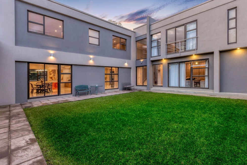 Double-storey cluster sold in Oaklands, Johannesburg - HP1696397 Double-storey cluster sold in Oaklands, Johannesburg - HP1696397