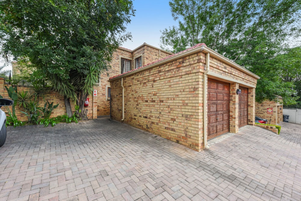 Townhouse for sale in Craigavon - FW1696379 Townhouse for sale in Craigavon - FW1696379