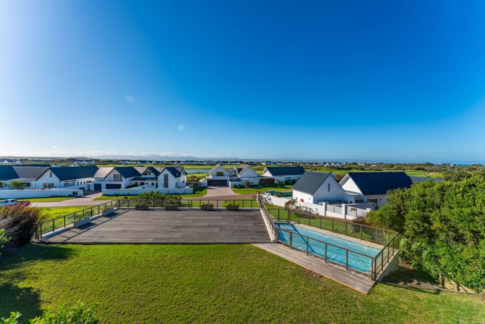 House for sale in St Francis Links - 1SA1696077 House for sale in St Francis Links - 1SA1696077