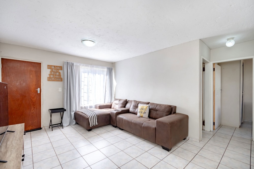 Apartment for sale in Glen Marais - KTP1696822 Apartment for sale in Glen Marais - KTP1696822