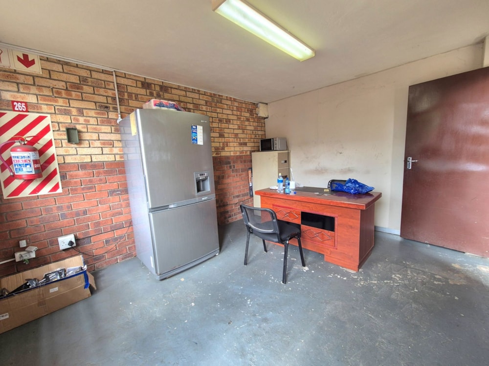 Commercial industrial property to rent in Richards Bay - 1RY1698807 Commercial industrial property to rent in Richards Bay - 1RY1698807