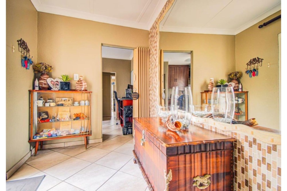 House for sale in Parkdene - BOK1696232