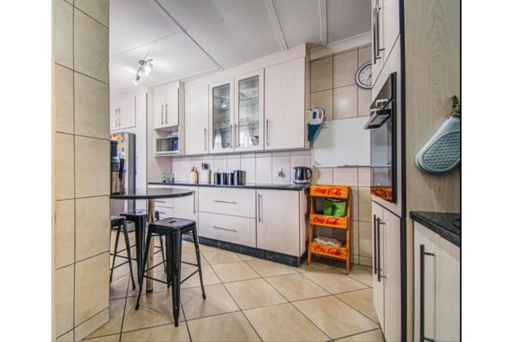 House for sale in Parkdene - BOK1696232