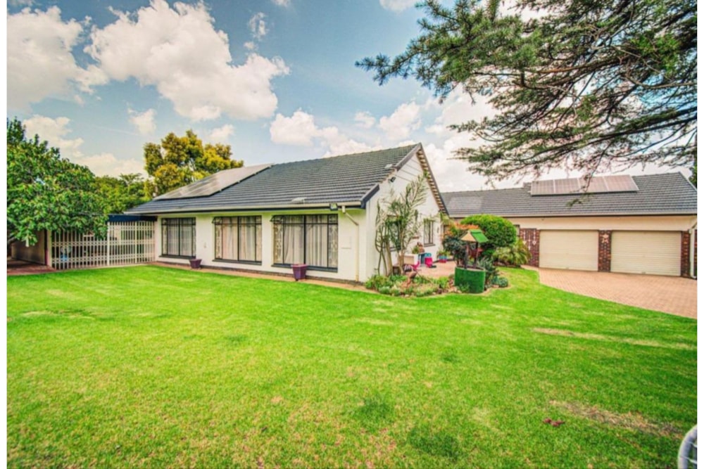 House for sale in Parkdene - BOK1696232