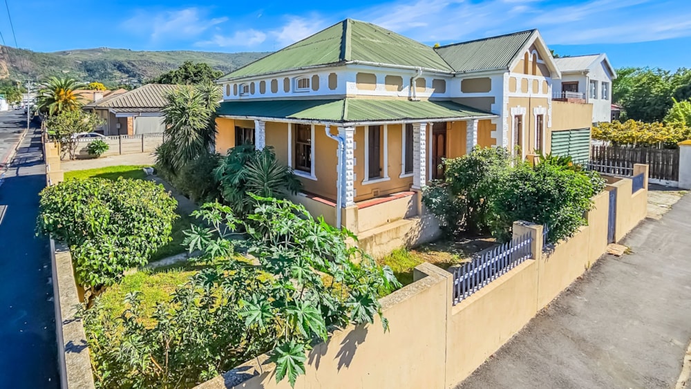 Single-storey house for sale in Paarl - TK1695884 Single-storey house for sale in Paarl - TK1695884