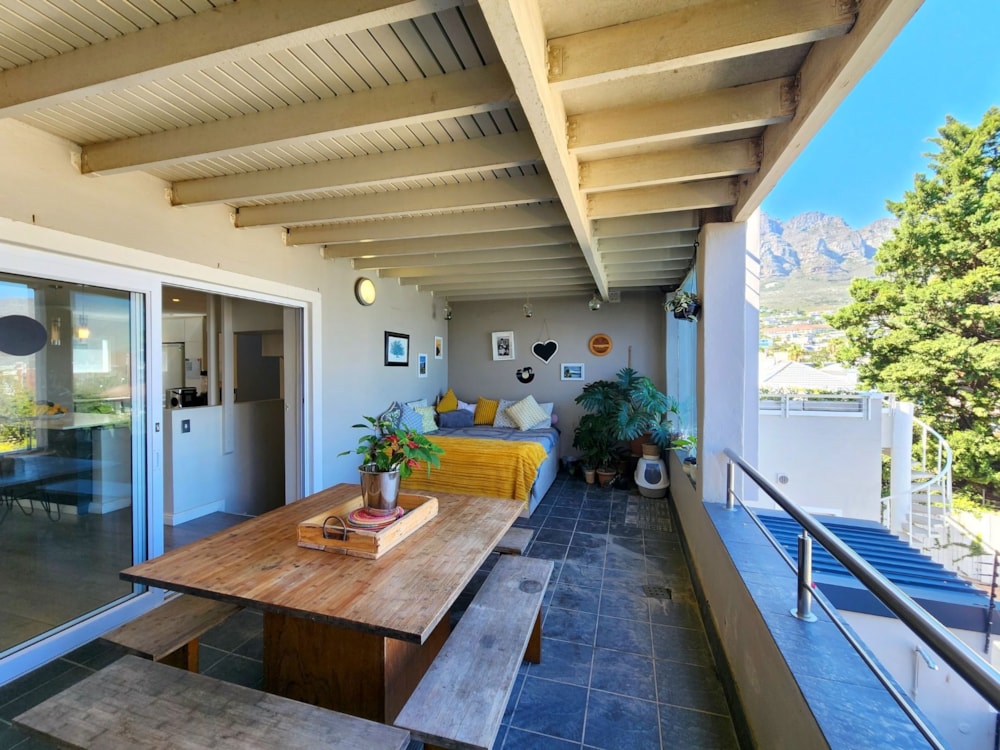 House sold in Camps Bay - AS1696938 House sold in Camps Bay - AS1696938