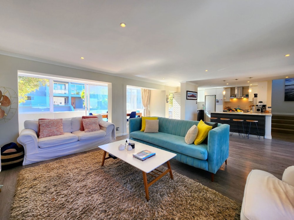 House sold in Camps Bay - AS1696938 House sold in Camps Bay - AS1696938