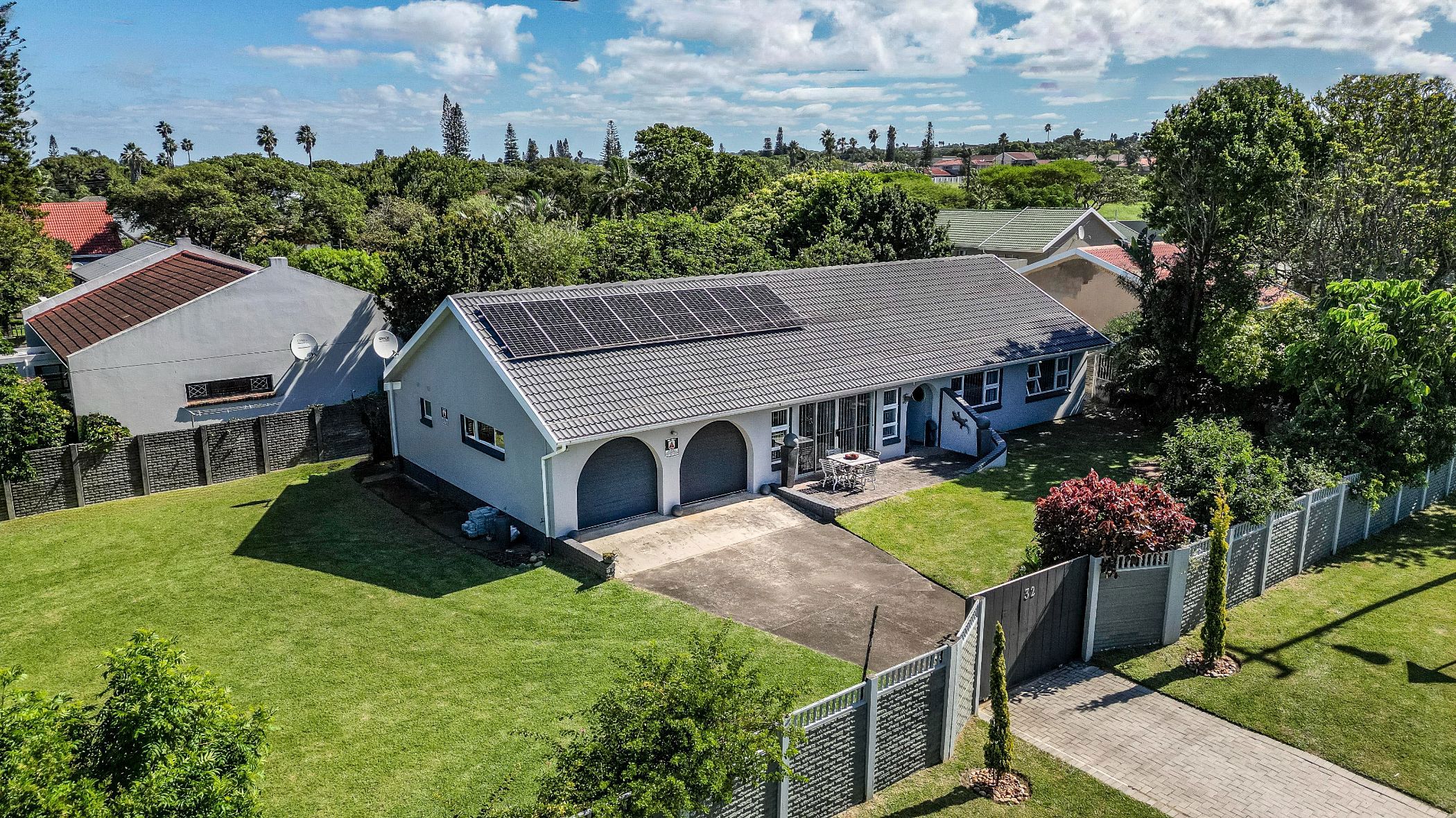 House sold in Gonubie - 1EZ1697492