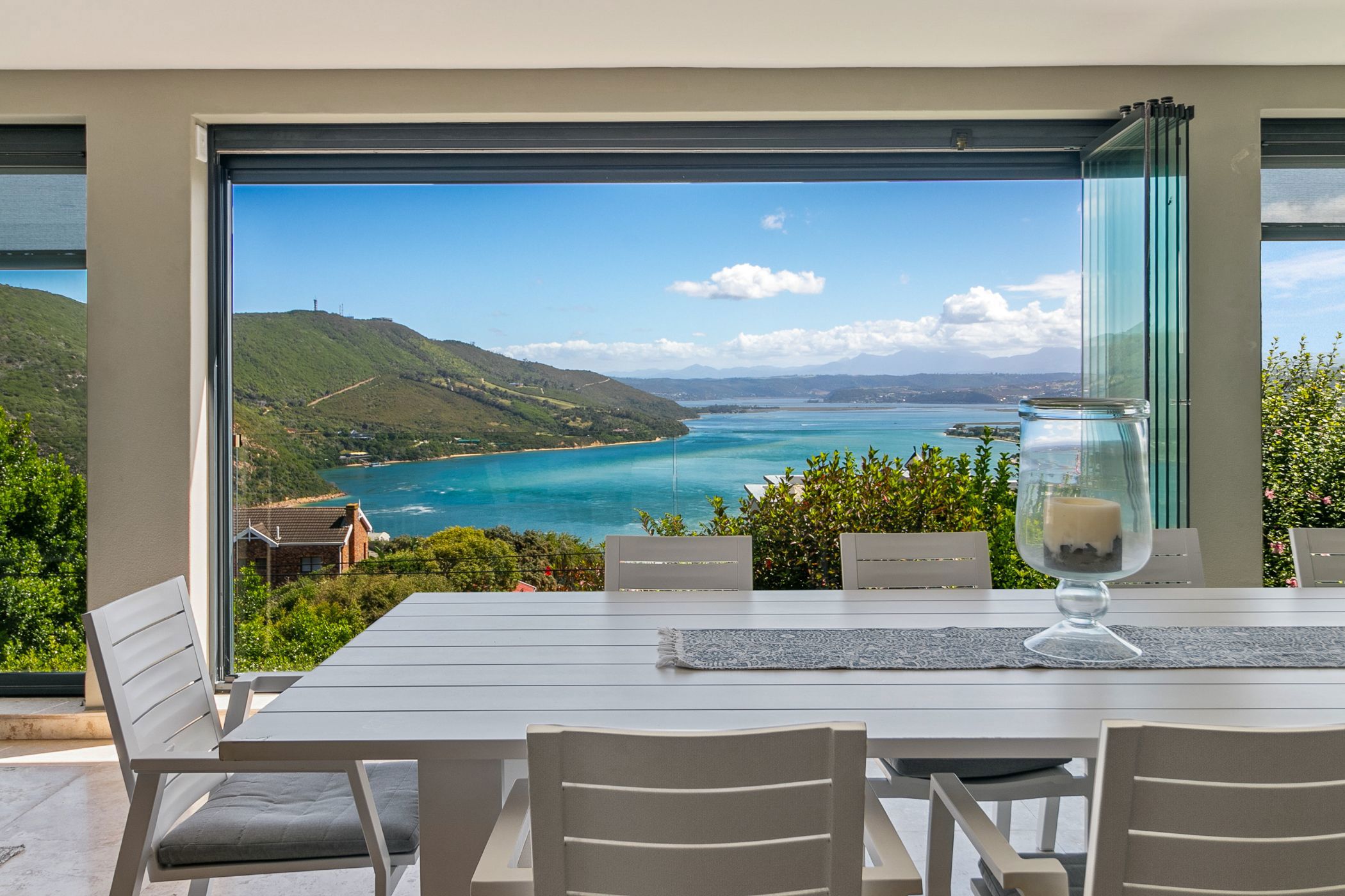 House sold in The Heads, Knysna - 1KG1695550