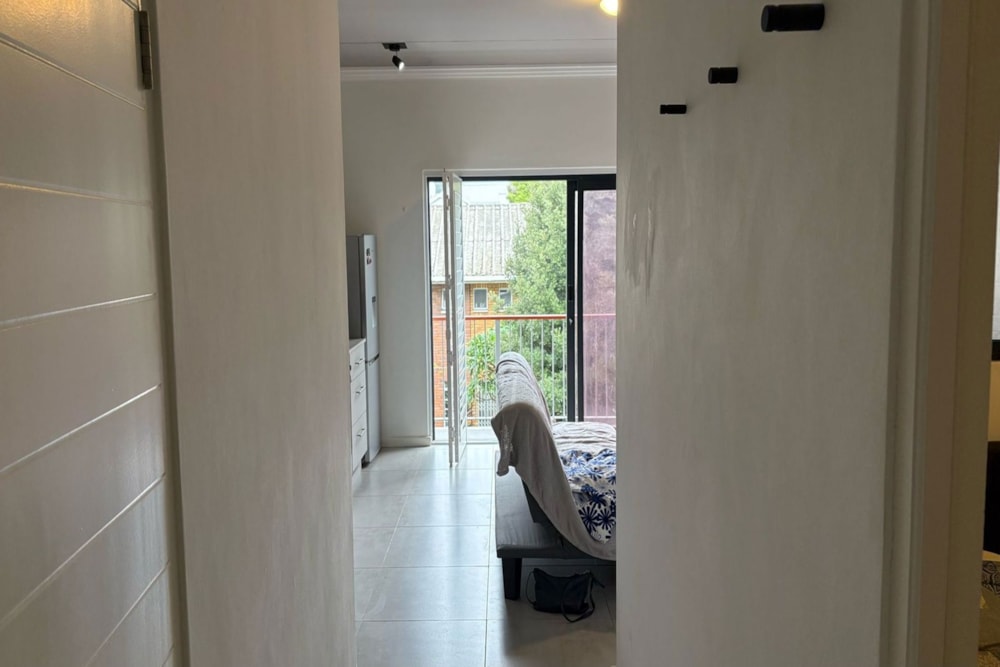 Apartment let in Kenilworth, Cape Town - RBL1694946 Apartment let in Kenilworth, Cape Town - RBL1694946
