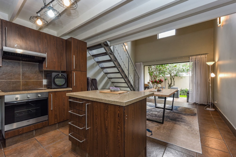 Townhouse let in Douglasdale - FYL1712887 Townhouse let in Douglasdale - FYL1712887