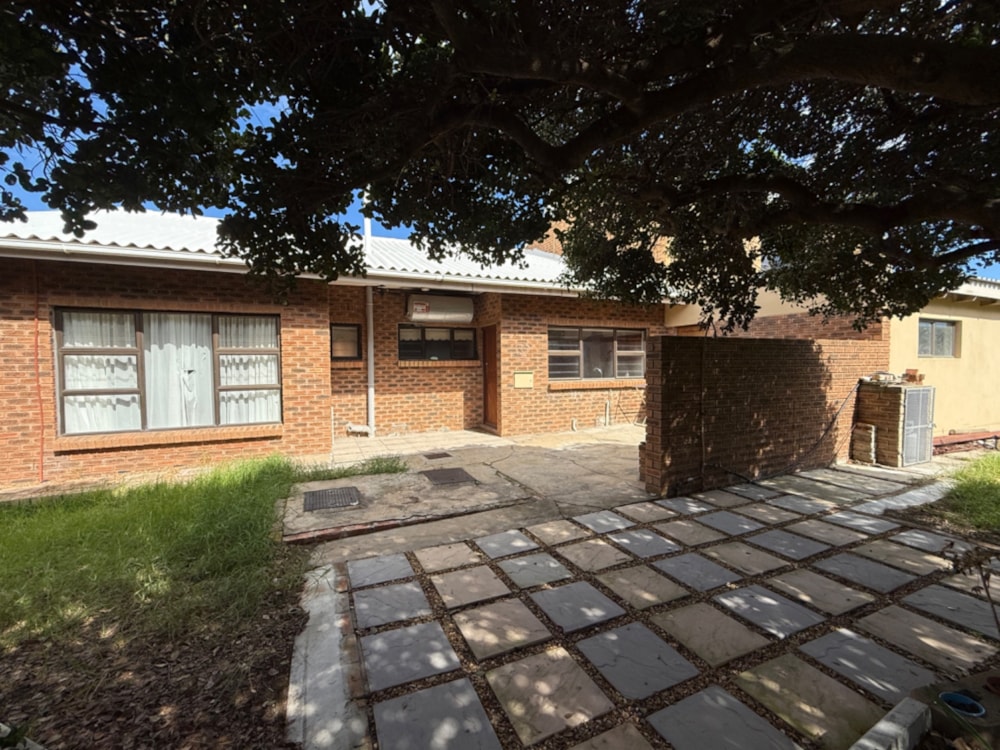 House sold in Bettys Bay - KN1697825 House sold in Bettys Bay - KN1697825