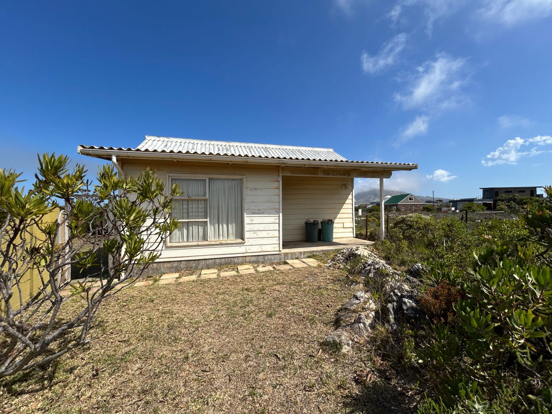 House let in Bettys Bay - KN1696770