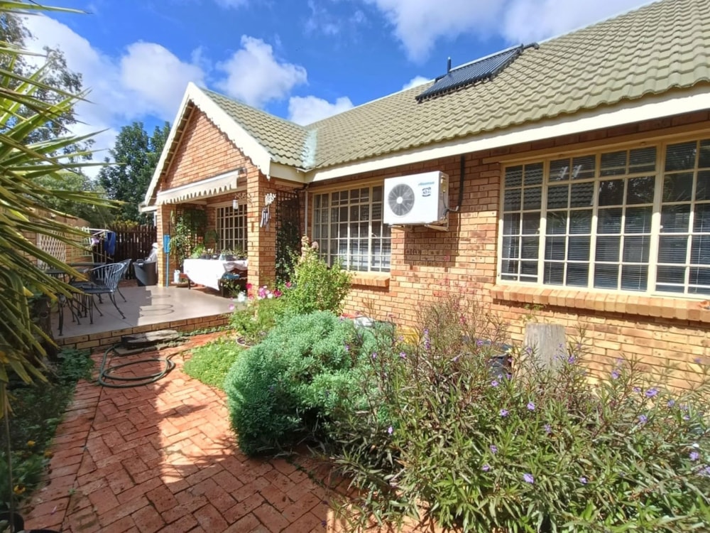 Townhouse let in Langenhovenpark - 1BX1698403 Townhouse let in Langenhovenpark - 1BX1698403