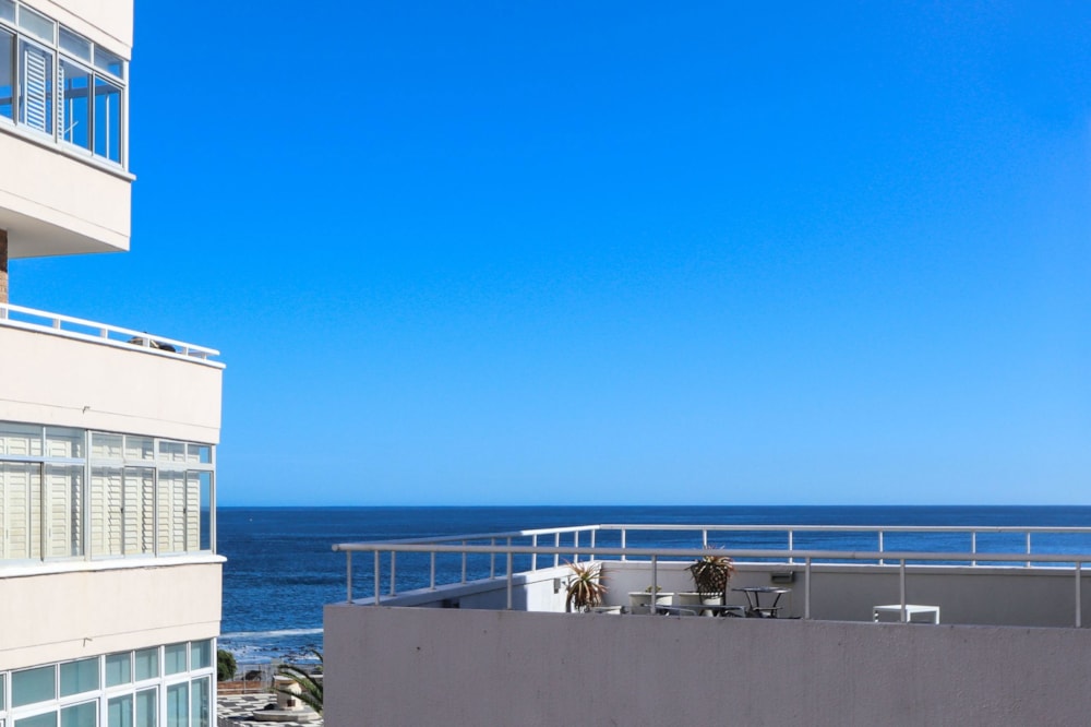 Studio apartment sold in Sea Point - AS1697630