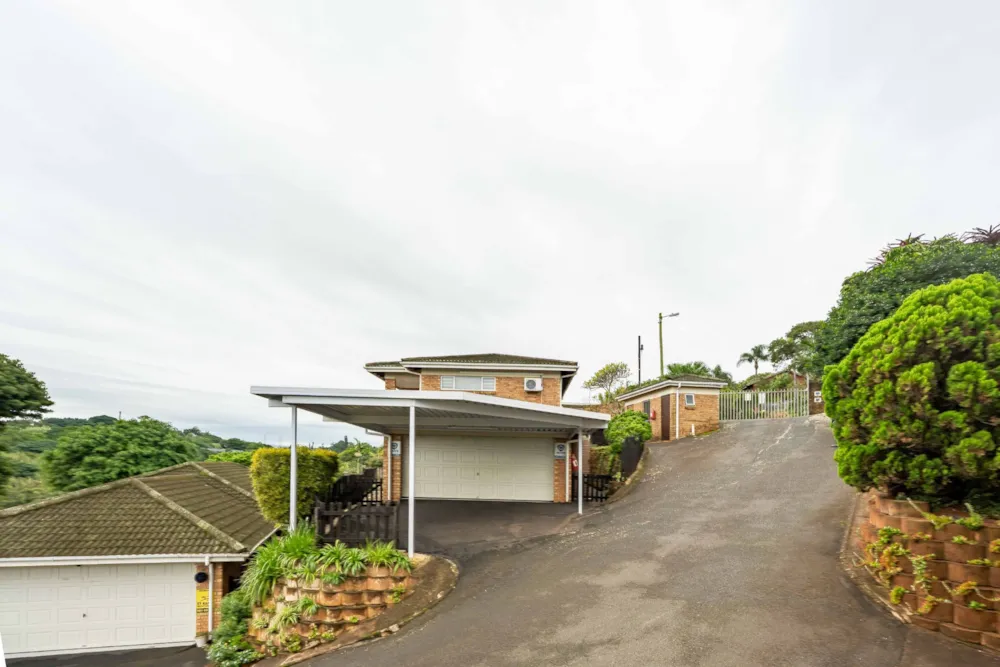 Townhouse for sale in Amanzimtoti - 1WB1698296