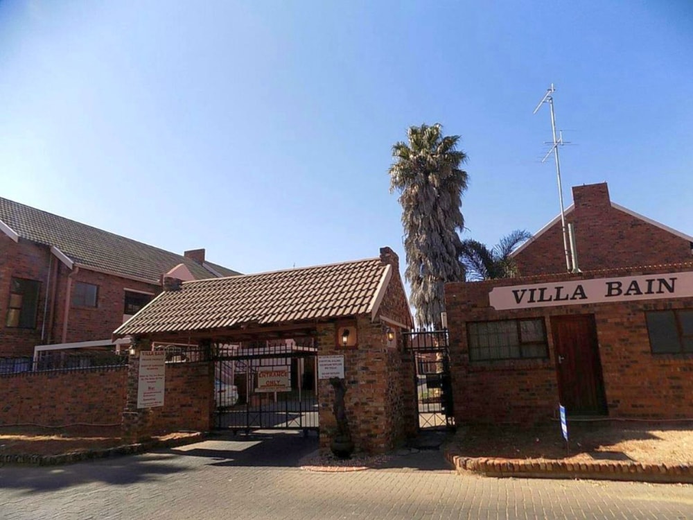 Townhouse to rent in Langenhovenpark - 1BX1726113