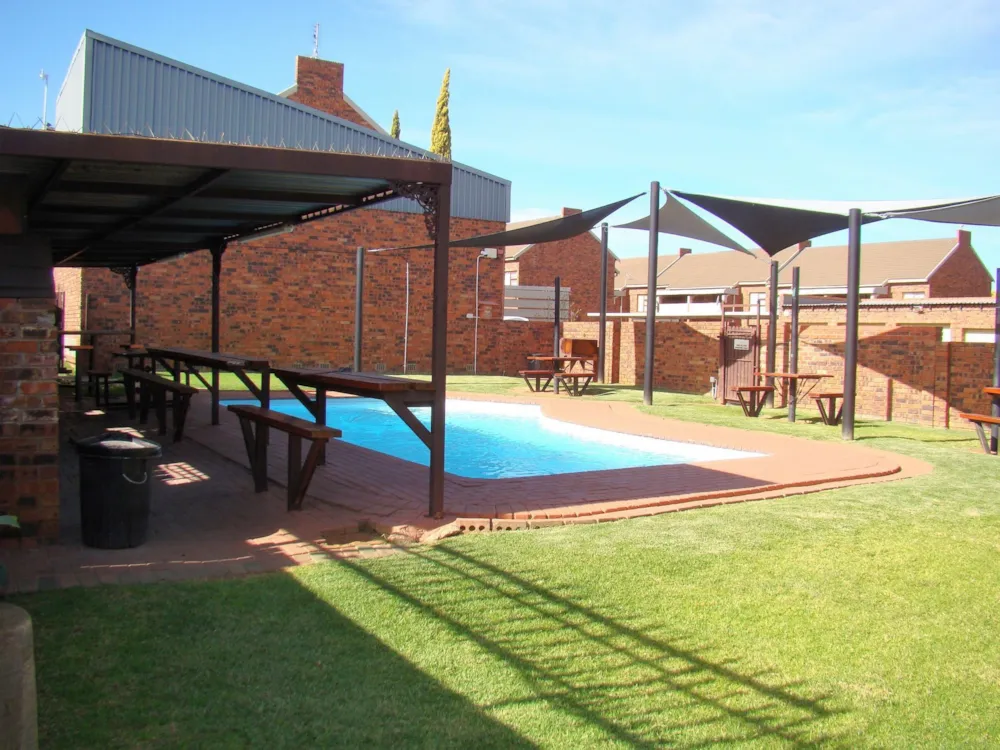 Townhouse to rent in Langenhovenpark - 1BX1748925 Townhouse to rent in Langenhovenpark - 1BX1748925