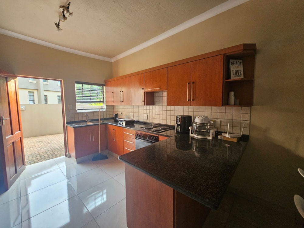 Townhouse to rent in Bendor Park - 1PS1696216 Townhouse to rent in Bendor Park - 1PS1696216