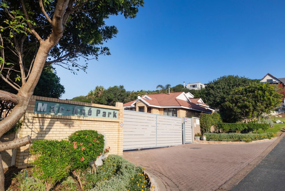 House for sale in Hersham - 1MB1752640 House for sale in Hersham - 1MB1752640