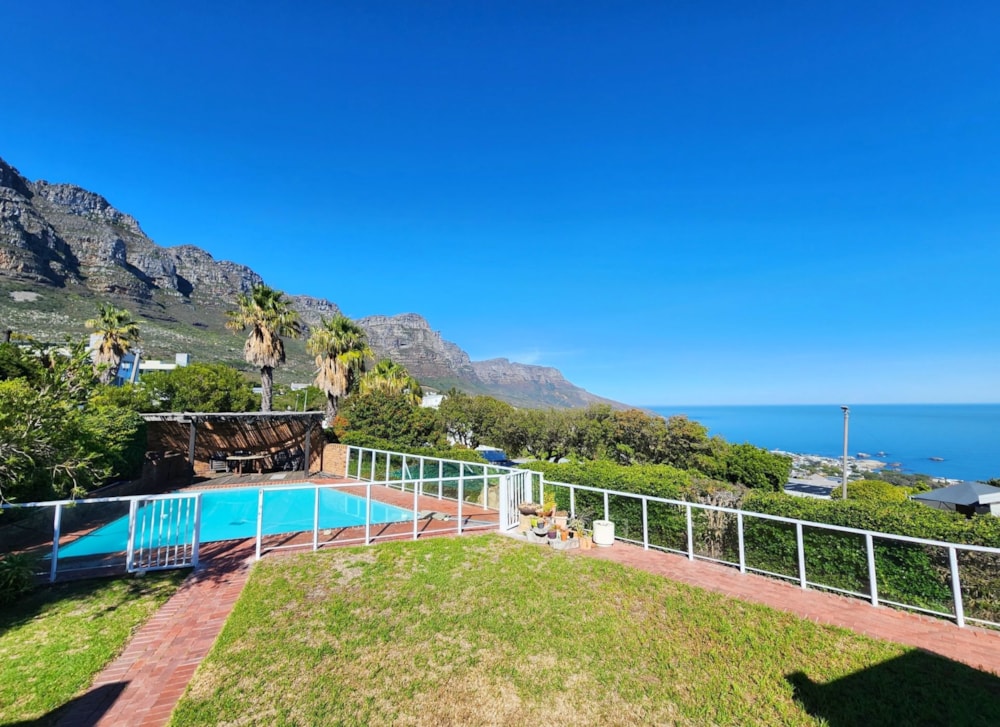 House for sale in Camps Bay - AS1698451 House for sale in Camps Bay - AS1698451