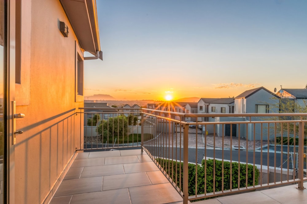 House sold in Protea Heights - 1BC1696830