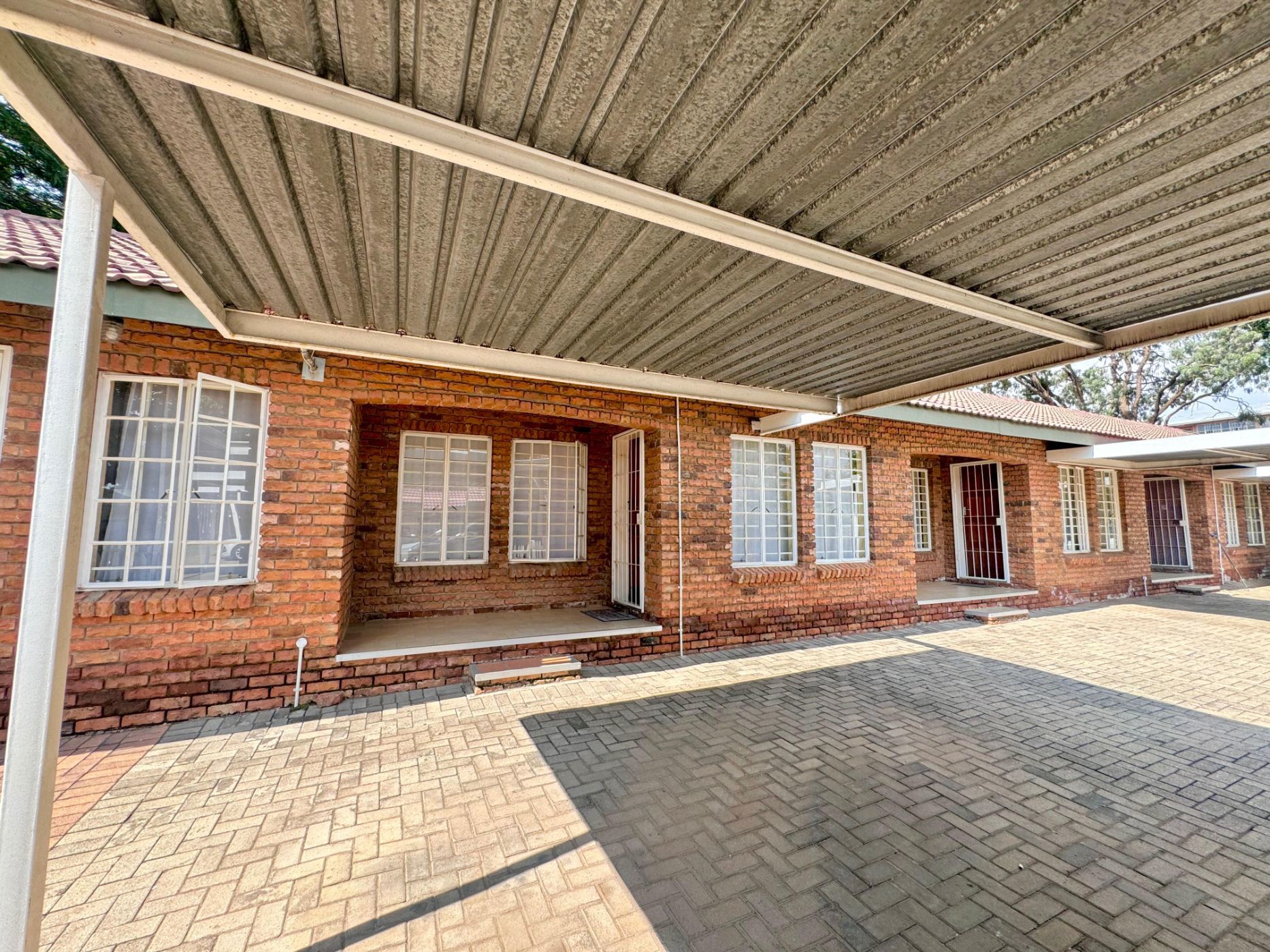 Townhouse let in Polokwane Central - 1PS1697895