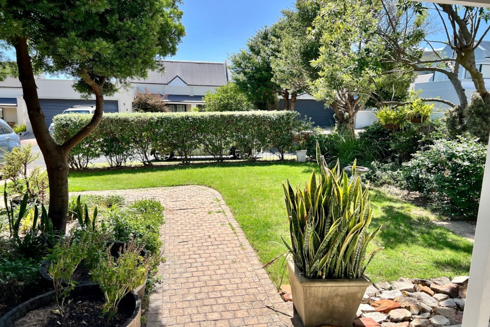 House sold in Hemel-en-Aarde Estate - ON1693133 House sold in Hemel-en-Aarde Estate - ON1693133