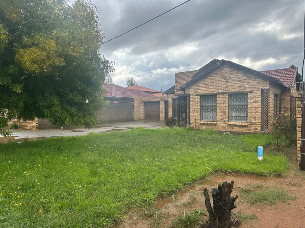 House for sale in Mandela View - 1BX1698633