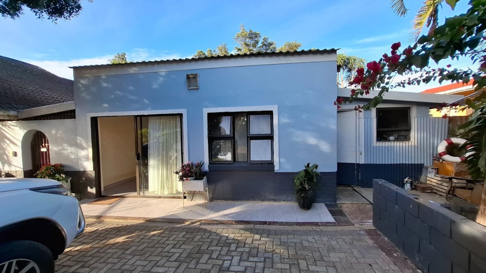 House let in East Bank - 1PF1697896 House let in East Bank - 1PF1697896