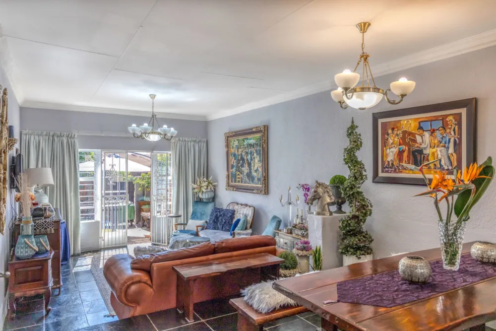 Townhouse sold in Weltevredenpark - RAN1698622