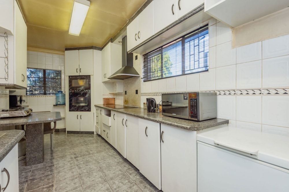 House sold in Brackendowns - 1GV1695314 House sold in Brackendowns - 1GV1695314