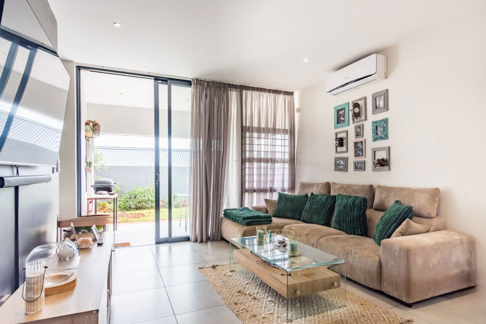 Townhouse to rent in Homes Haven - 1KR1744335 Townhouse to rent in Homes Haven - 1KR1744335