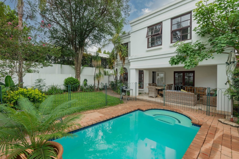 Double-storey cluster let in Bryanston - JBL1697798 Double-storey cluster let in Bryanston - JBL1697798
