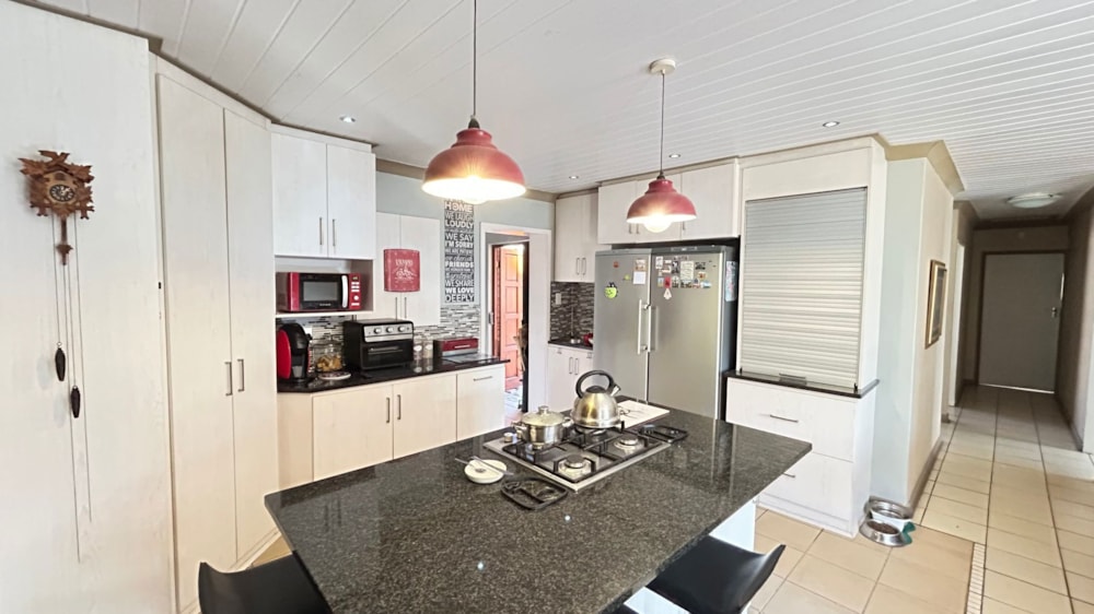 House for sale in Pellissier - 1BX1696307