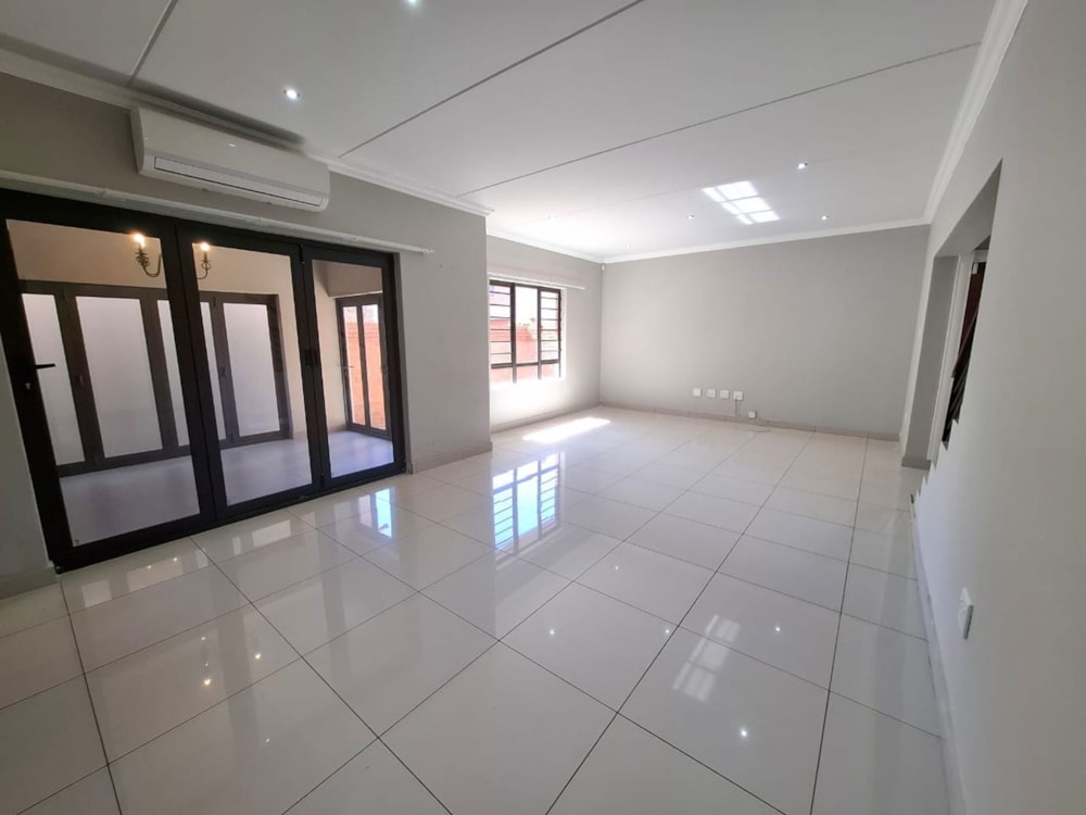 Townhouse sold in Wild Olive Estate - 1BX1697300 Townhouse sold in Wild Olive Estate - 1BX1697300