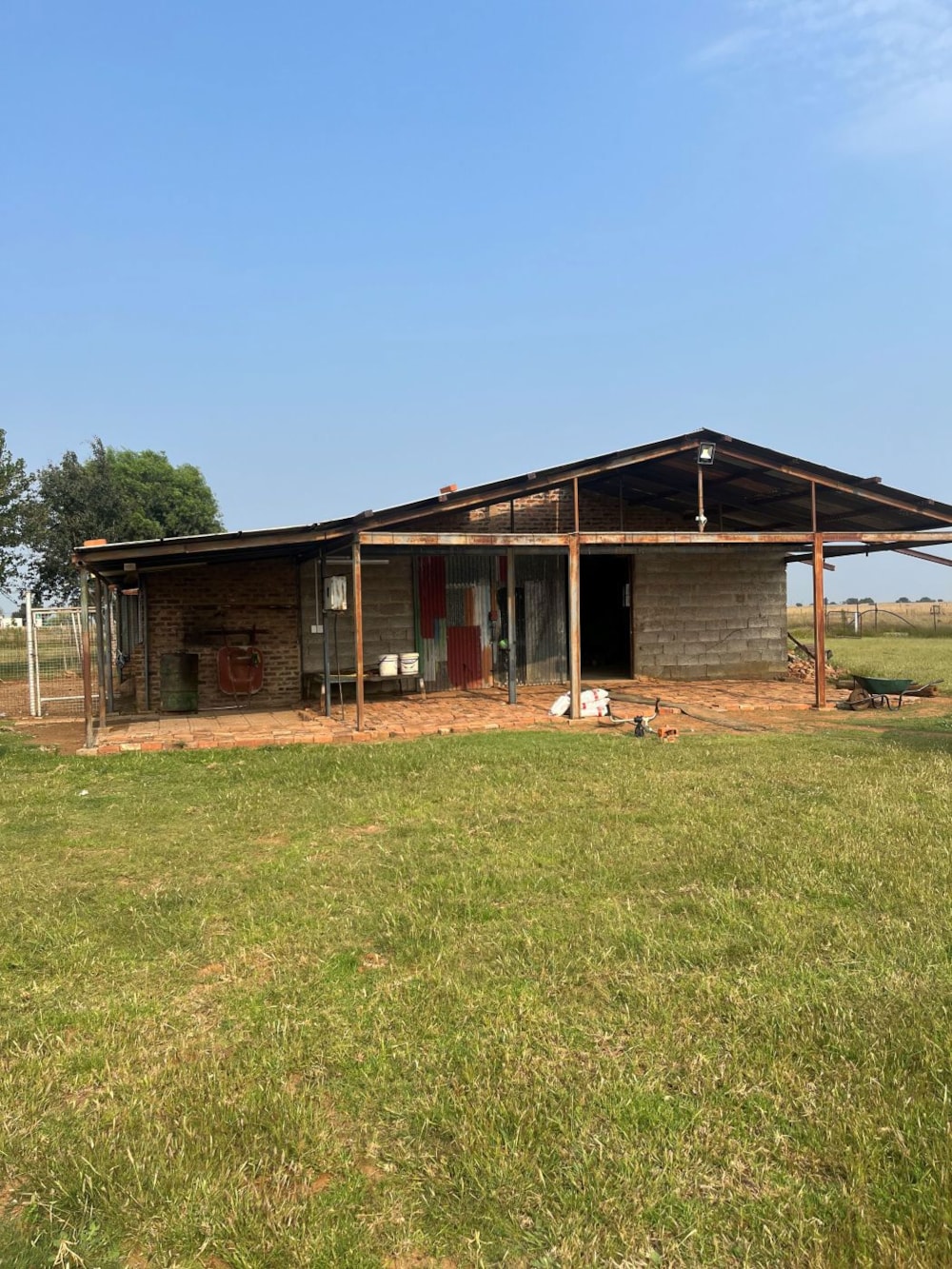 Mixed use farm sold in Bloemhof, North West Province - 1KJ1696577 Mixed use farm sold in Bloemhof, North West Province - 1KJ1696577