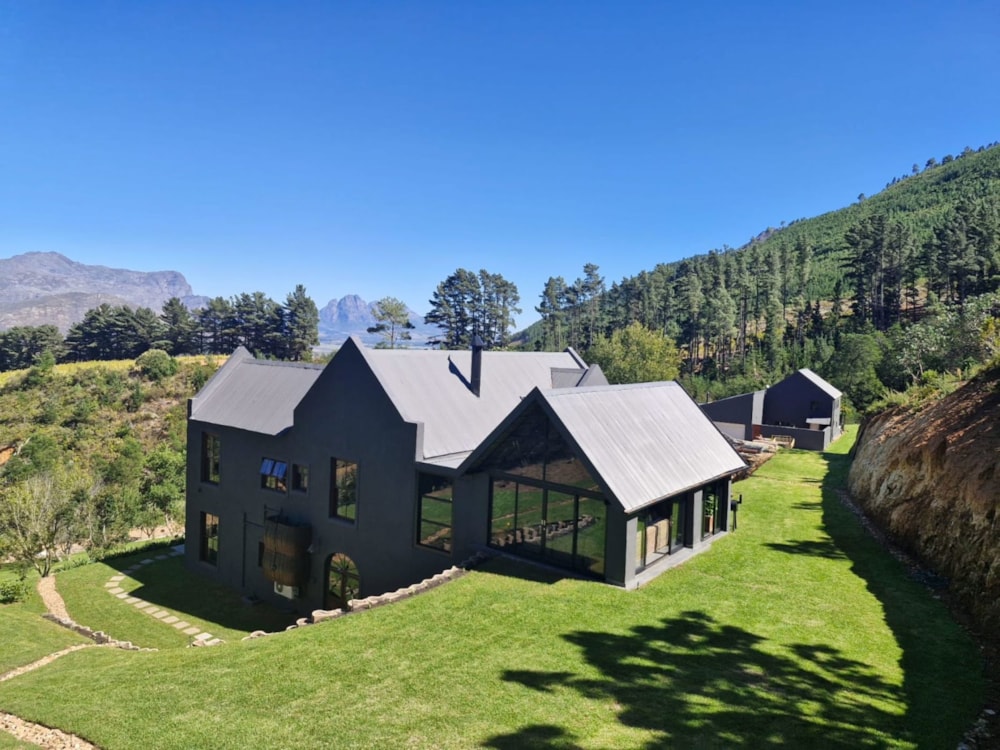 Smallholding sold in Franschhoek - FWI1697822