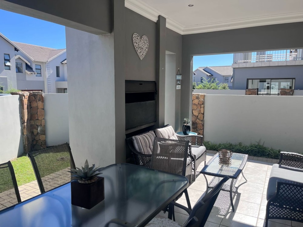 Townhouse for sale in Woodland Hills Bergendal - 1BX1698306