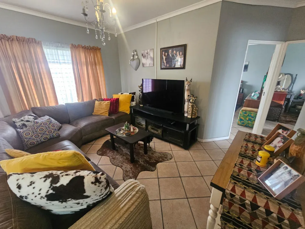 Smallholding let in Hartbeespoort Rural - 1HR1697971 Smallholding let in Hartbeespoort Rural - 1HR1697971