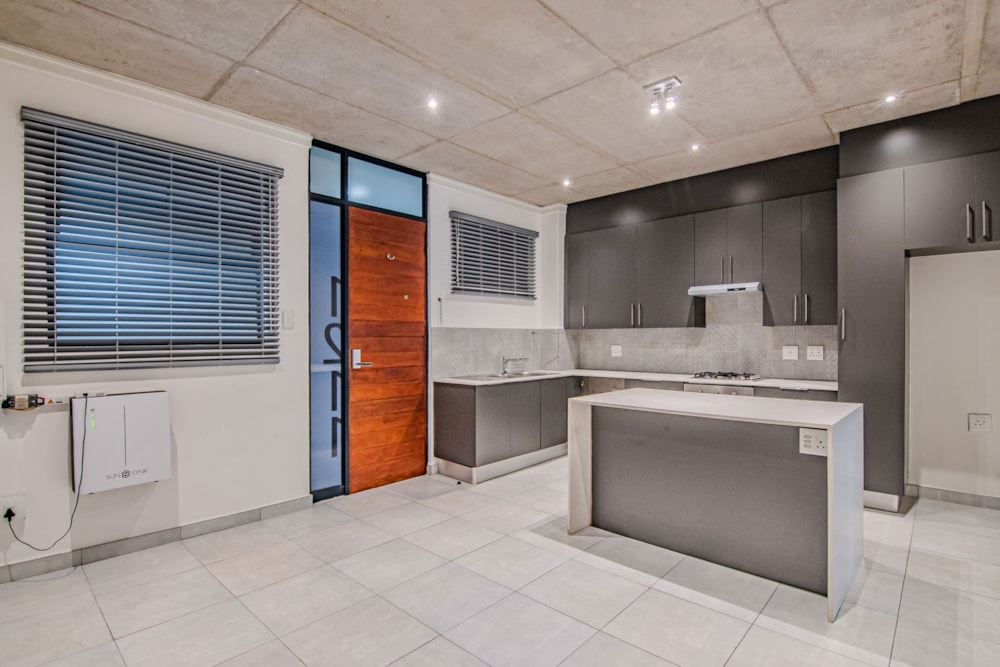 Apartment for sale in Brooklyn, Pretoria East - PT1698480 Apartment for sale in Brooklyn, Pretoria East - PT1698480