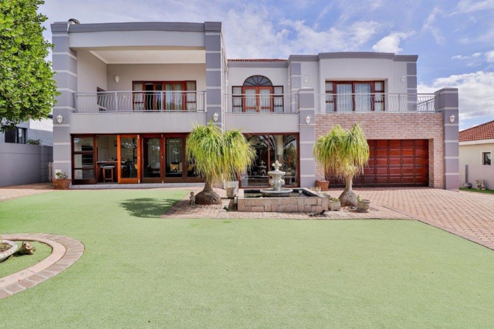 House for sale in Stilbaai West - 1SR1696980 House for sale in Stilbaai West - 1SR1696980